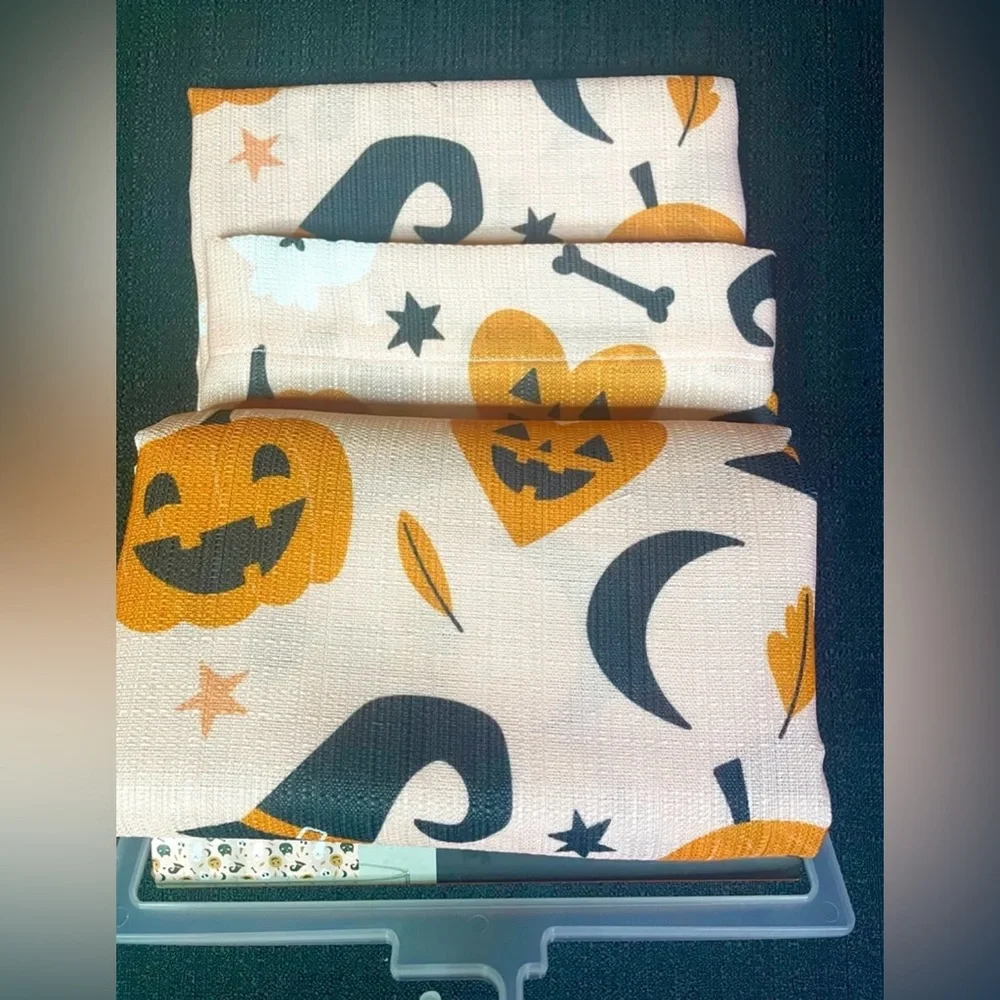 Halloween Shower Curtain~ Faces Black Cats Ghosts Witch’s Hat Decoration NEW NWT